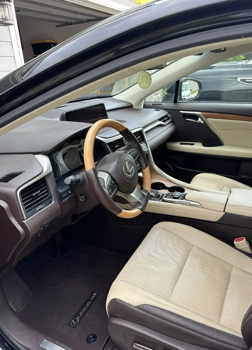 Clean Lexus interior after detailing